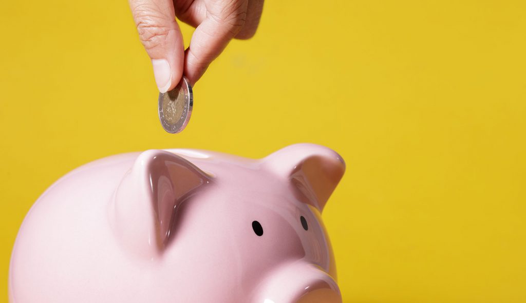 Confira dicas de como economizar dinheiro de maneira prática e eficiente