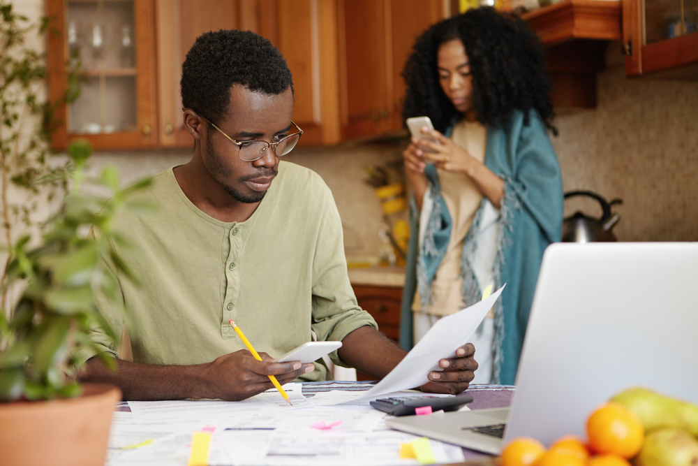 Conheça os benefícios de pagar boletos online Conheça os benefícios de pagar boletos online