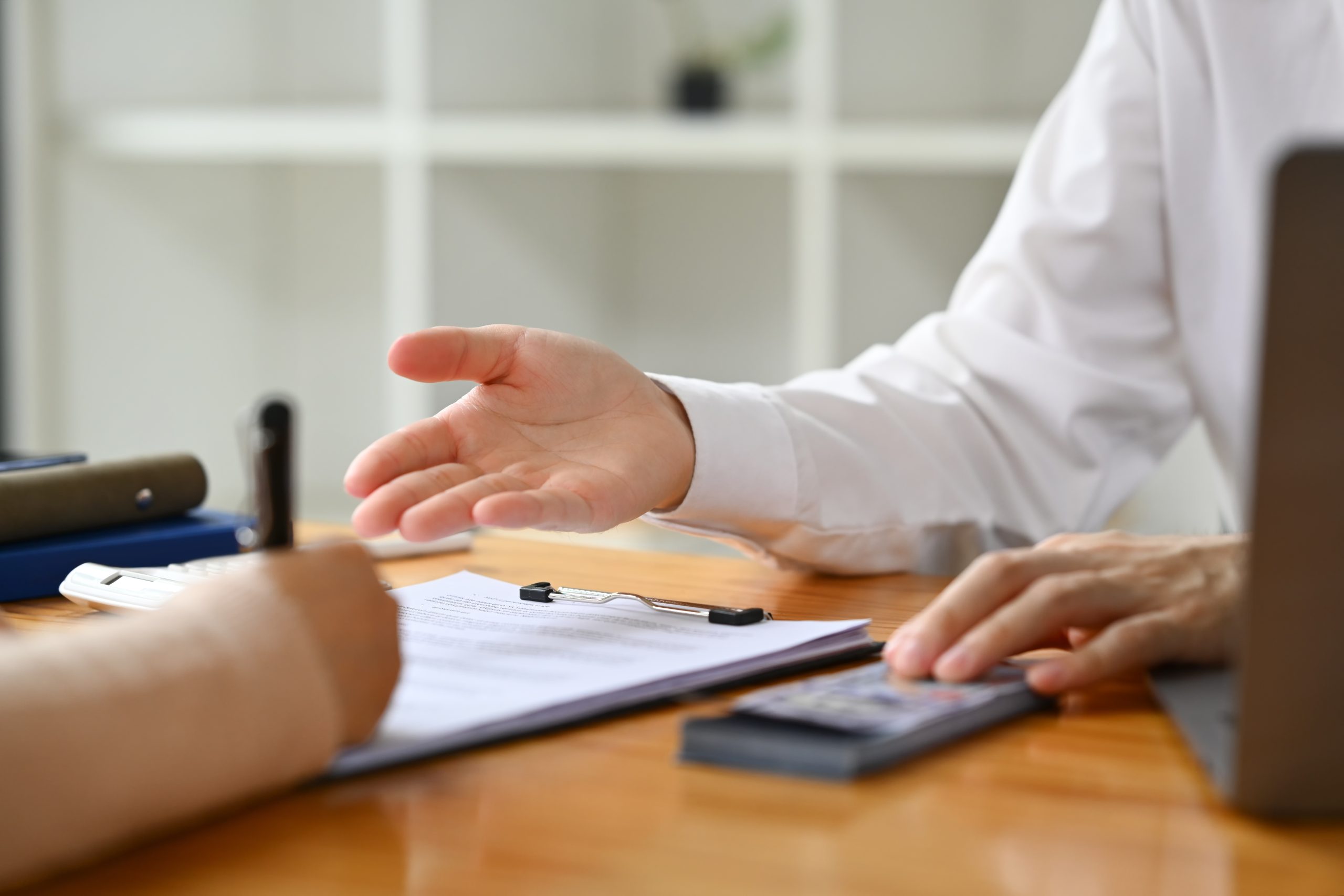 Empresas que compram dívidas vencidas - Grupo Recovery